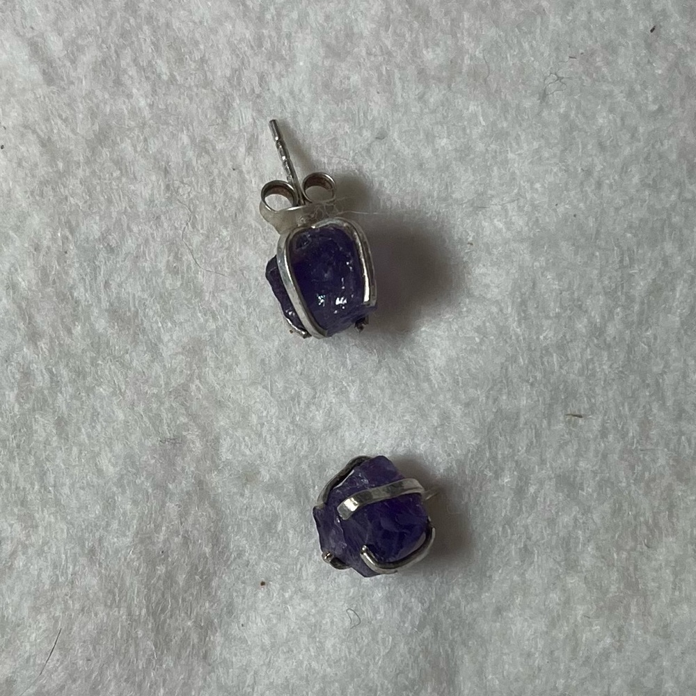 Uncut Sterling Silver amethyst Gemstone Stud Earrings